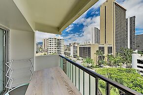 Kuhio At Waikiki 1109 Condo by RedAwning