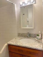 Hawaiian Monarch 801 Condo by RedAwning