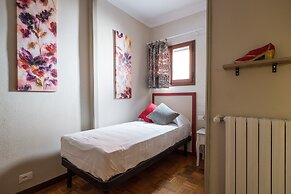 Rolandino Apartment in the city center