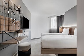 Moxy La Ciotat