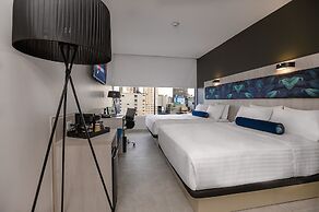 River Garden Hotel & Suites