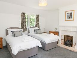 Bridgedown House
