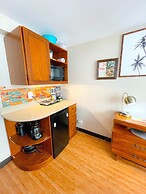 Bamboo 1002 Condo by RedAwning