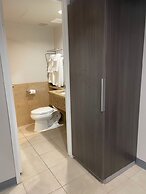 Aqua Palms 306 Condo by RedAwning