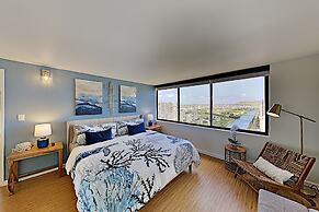 Hawaiian Monarch 203 2 Bedroom Condo by RedAwning