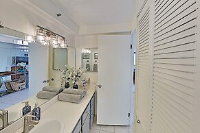 Hawaiian Monarch 203 2 Bedroom Condo by RedAwning