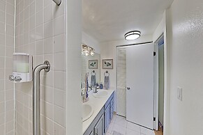 Hawaiian Monarch 203 2 Bedroom Condo by RedAwning