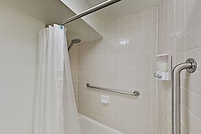 Hawaiian Monarch 203 2 Bedroom Condo by RedAwning