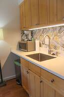 Marine Surf 1112 Condo by RedAwning