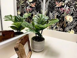 Marine Surf 1112 Condo by RedAwning