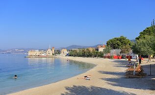 Sunflower-beautiful Modern Apt. w. Terrace&garden