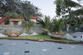 Captivating 5-bed Villa in Vettiyar