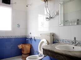 Goroomgo New Ambika Mall Road Manali