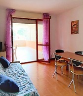 Modern Apartment With Shared Pool