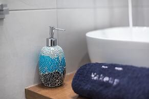 Elegant Suite by CloudKeys