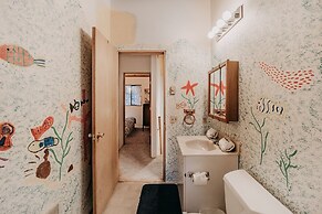 43sl - Hot Tub - Pets Ok - Bbq - Wifi 3 Bedroom Cabin by Redawning