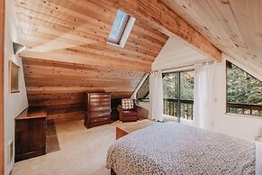 43sl - Hot Tub - Pets Ok - Bbq - Wifi 3 Bedroom Cabin by Redawning