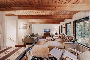 43sl - Hot Tub - Pets Ok - Bbq - Wifi 3 Bedroom Cabin by Redawning