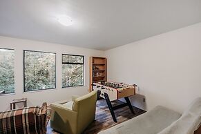 43sl - Hot Tub - Pets Ok - Bbq - Wifi 3 Bedroom Cabin by Redawning