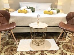 City Bb Chic Room With Shared Bathroom