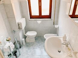 City Bb Chic Room With Shared Bathroom