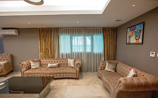 Charleson Luxury Hotel