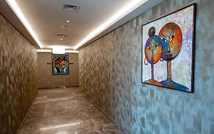 Charleson Luxury Hotel