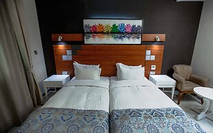 Charleson Luxury Hotel