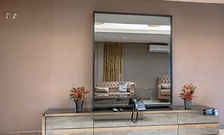 Charleson Luxury Hotel