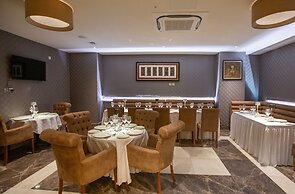 Charleson Luxury Hotel