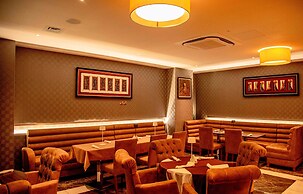 Charleson Luxury Hotel
