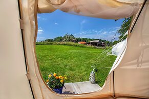 Stunning 1-bed Star Gazing Bell Tent Loughborough
