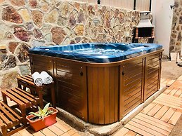 Vv Tasartico With hot tub