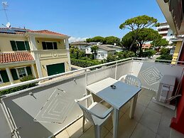 Modern Apartment in a Quiet Area