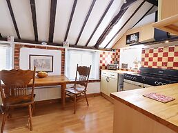 The Old Custom House