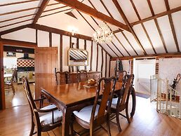 The Old Custom House