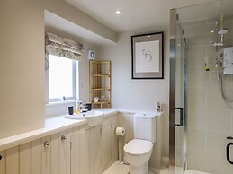 The Old Custom House