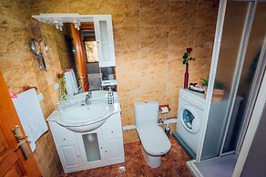 Rural House With Jacuzzi and Fireplace in the Room for 2 People