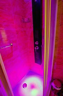 Rural House With Jacuzzi and Fireplace in the Room for 2 People