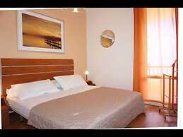 Spacious Villa With Private Garden and Shared Pool