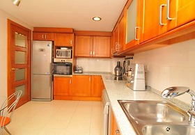 Triplex Next To The Beach 2 Separate Entrances