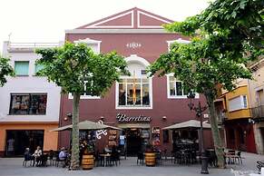 Triplex Next To The Beach 2 Separate Entrances