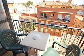 Triplex Next To The Beach 2 Separate Entrances