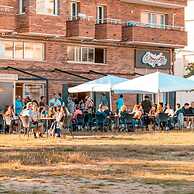 Triplex Next To The Beach 2 Separate Entrances