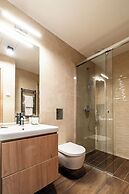 Emerald Downtown Suites