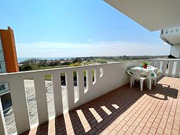 Welcoming Flat With Large Balcony