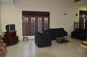 Villa Vinses In Hikkaduwa