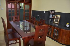 Villa Vinses In Hikkaduwa