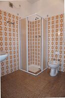 Beautiful Beach Apartment With Shared Swimming Pool