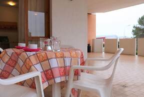 Spacious Apartment With big Terrace